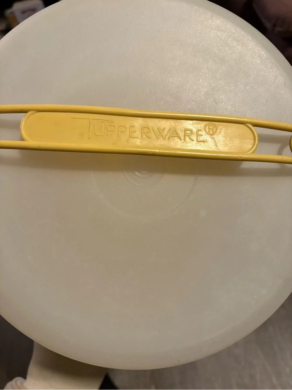 Tupperware Yellow Snap-Lid Kitchen Bucket
